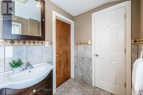 189 Margaret Avenue Kitchener ON N2H 4J1