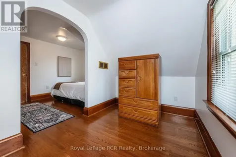 189 Margaret Avenue Kitchener ON N2H 4J1
