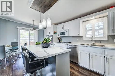11 Hemlock Cres Crescent Puslinch ON N0B 2J0