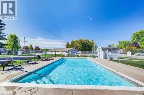 11 Hemlock Cres Crescent Puslinch ON N0B 2J0