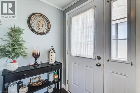 11 Hemlock Cres Crescent Puslinch ON N0B 2J0