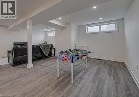 128 Pollock Avenue Cambridge ON N1R 2C3