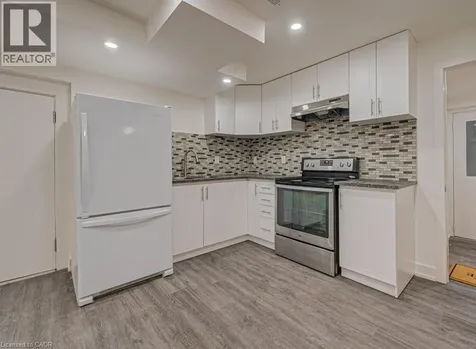 128 Pollock Avenue Cambridge ON N1R 2C3