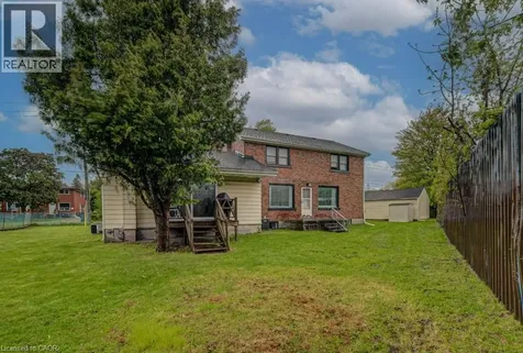 128 Pollock Avenue Cambridge ON N1R 2C3
