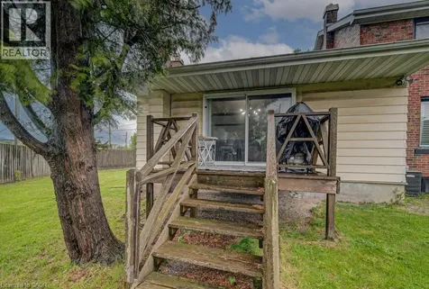 128 Pollock Avenue Cambridge ON N1R 2C3