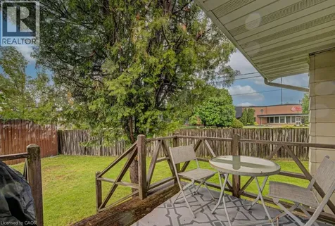 128 Pollock Avenue Cambridge ON N1R 2C3