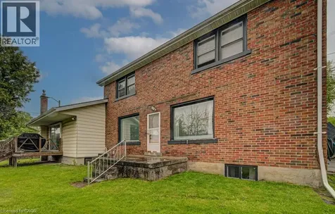 128 Pollock Avenue Cambridge ON N1R 2C3