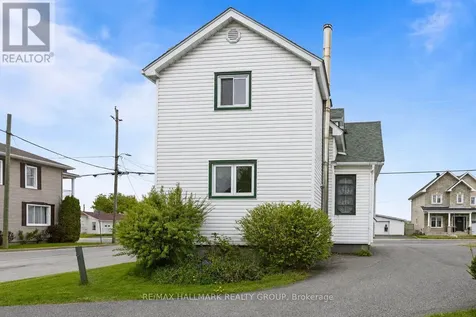 1274 Main Street East Hawkesbury ON K6A 1C4