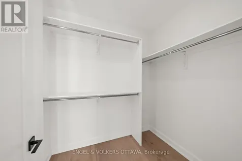 1220 Black Canary Drive Ottawa ON K4M 0A1