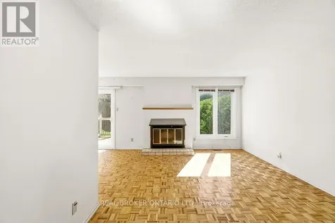 330 Fernleaf Crescent Ottawa ON K1E 2Z4