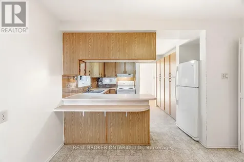 330 Fernleaf Crescent Ottawa ON K1E 2Z4