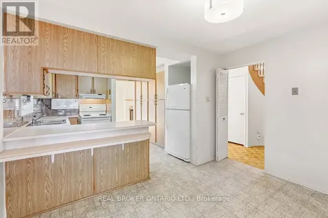 330 Fernleaf Crescent Ottawa ON K1E 2Z4