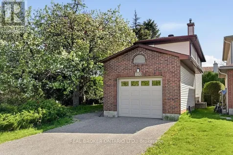330 Fernleaf Crescent Ottawa ON K1E 2Z4