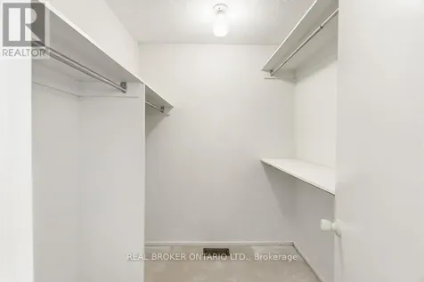 330 Fernleaf Crescent Ottawa ON K1E 2Z4