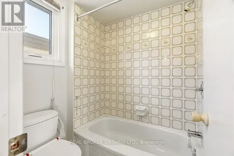 330 Fernleaf Crescent Ottawa ON K1E 2Z4