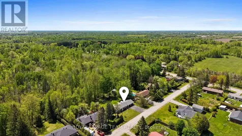 5643 Ficko Crescent Ottawa ON K1X 1H3