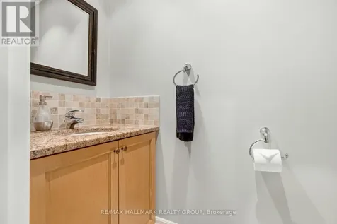 417 Daly Avenue Ottawa ON K1N 6H1