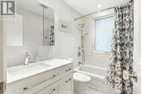 417 Daly Avenue Ottawa ON K1N 6H1