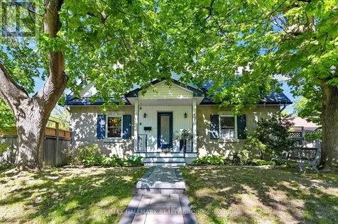 401 Richardson Avenue Ottawa ON K2B 5G7
