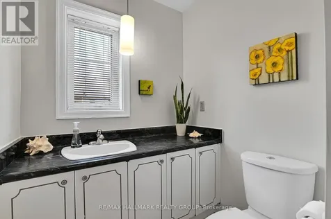 401 Richardson Avenue Ottawa ON K2B 5G7