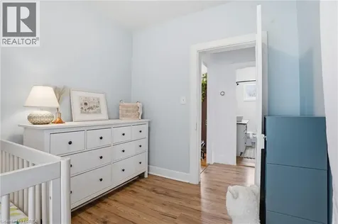 26 Franklin Street Paris ON N3L 3B7