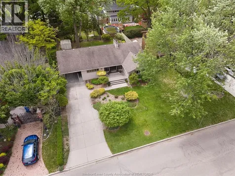 3375 Rankin Windsor ON N0E 3C2