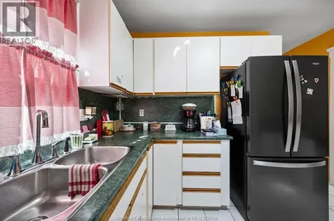 162 Cameron Avenue Windsor ON N9B 1Y6
