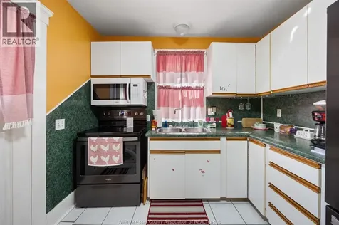 162 Cameron Avenue Windsor ON N9B 1Y6