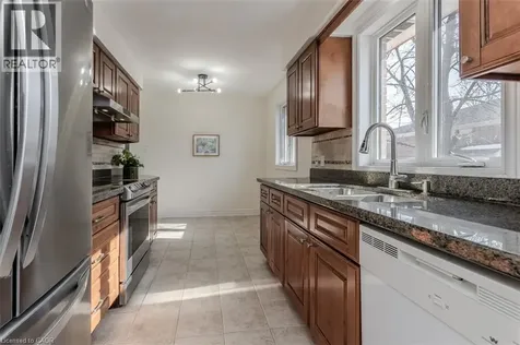 1294 Napier Crescent Oakville ON L6H 2A4