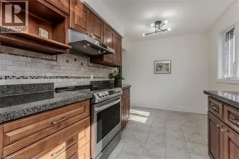 1294 Napier Crescent Oakville ON L6H 2A4