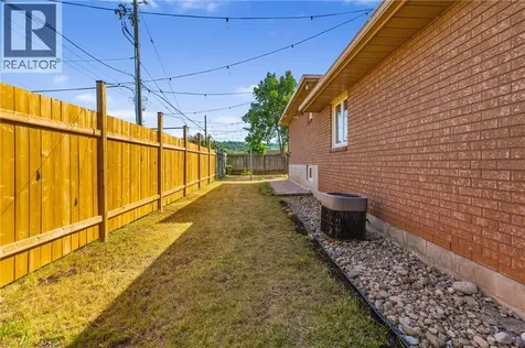 102 Juniper Drive Hamilton ON L8E 4G6
