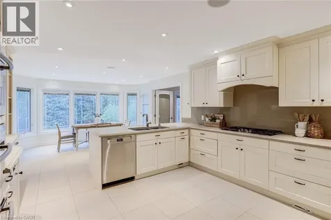 78 Chancery Drive Ancaster ON L9G 4M1