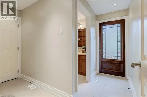 78 Chancery Drive Ancaster ON L9G 4M1