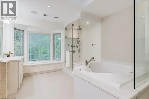 78 Chancery Drive Ancaster ON L9G 4M1