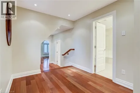 78 Chancery Drive Ancaster ON L9G 4M1