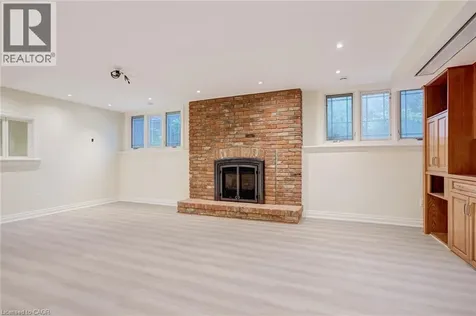 78 Chancery Drive Ancaster ON L9G 4M1