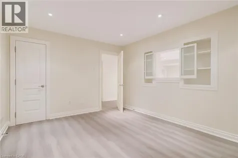 78 Chancery Drive Ancaster ON L9G 4M1