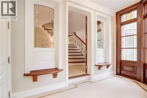 78 Chancery Drive Ancaster ON L9G 4M1