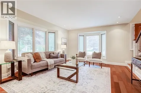 78 Chancery Drive Ancaster ON L9G 4M1