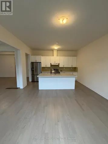 112 Weslock Crescent Aurora ON L4G 7Z4