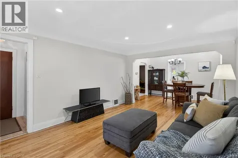 199 Stirton Street Hamilton ON L8L 6G7