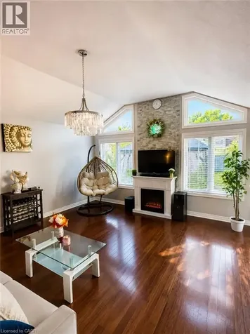 28 Gregg Court Kitchener ON N2A 4B9
