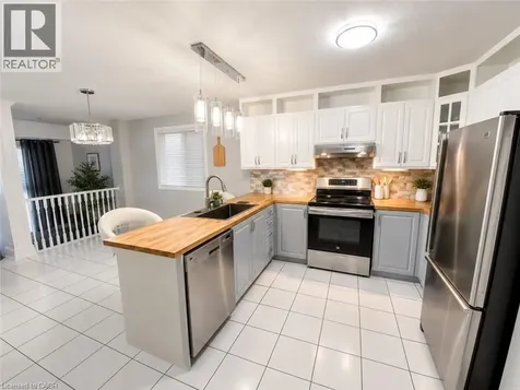 28 Gregg Court Kitchener ON N2A 4B9
