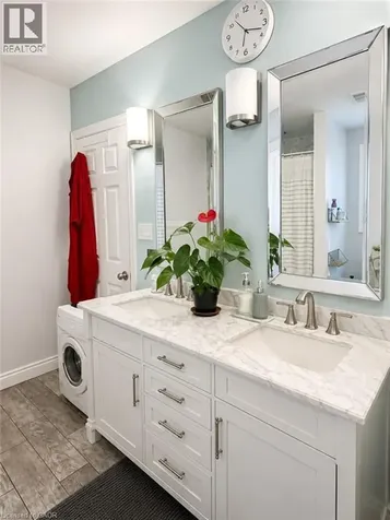 28 Gregg Court Kitchener ON N2A 4B9