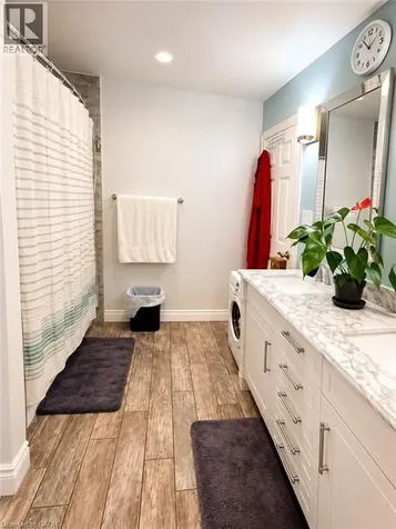 28 Gregg Court Kitchener ON N2A 4B9