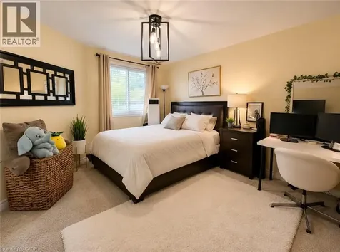 28 Gregg Court Kitchener ON N2A 4B9