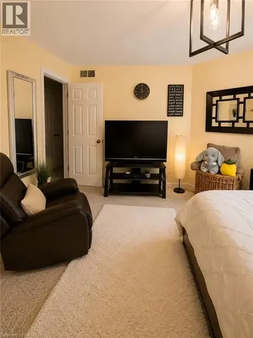 28 Gregg Court Kitchener ON N2A 4B9