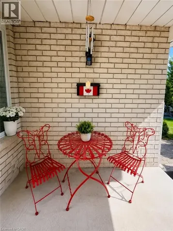 28 Gregg Court Kitchener ON N2A 4B9