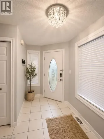 28 Gregg Court Kitchener ON N2A 4B9