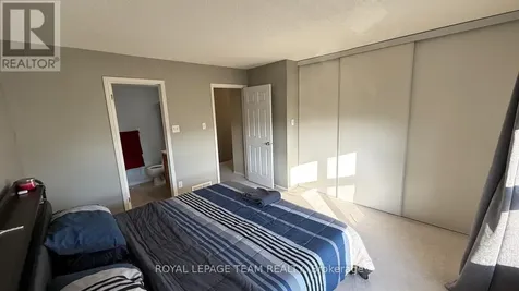 390 Crownridge Drive North Ottawa ON K2M 3A4